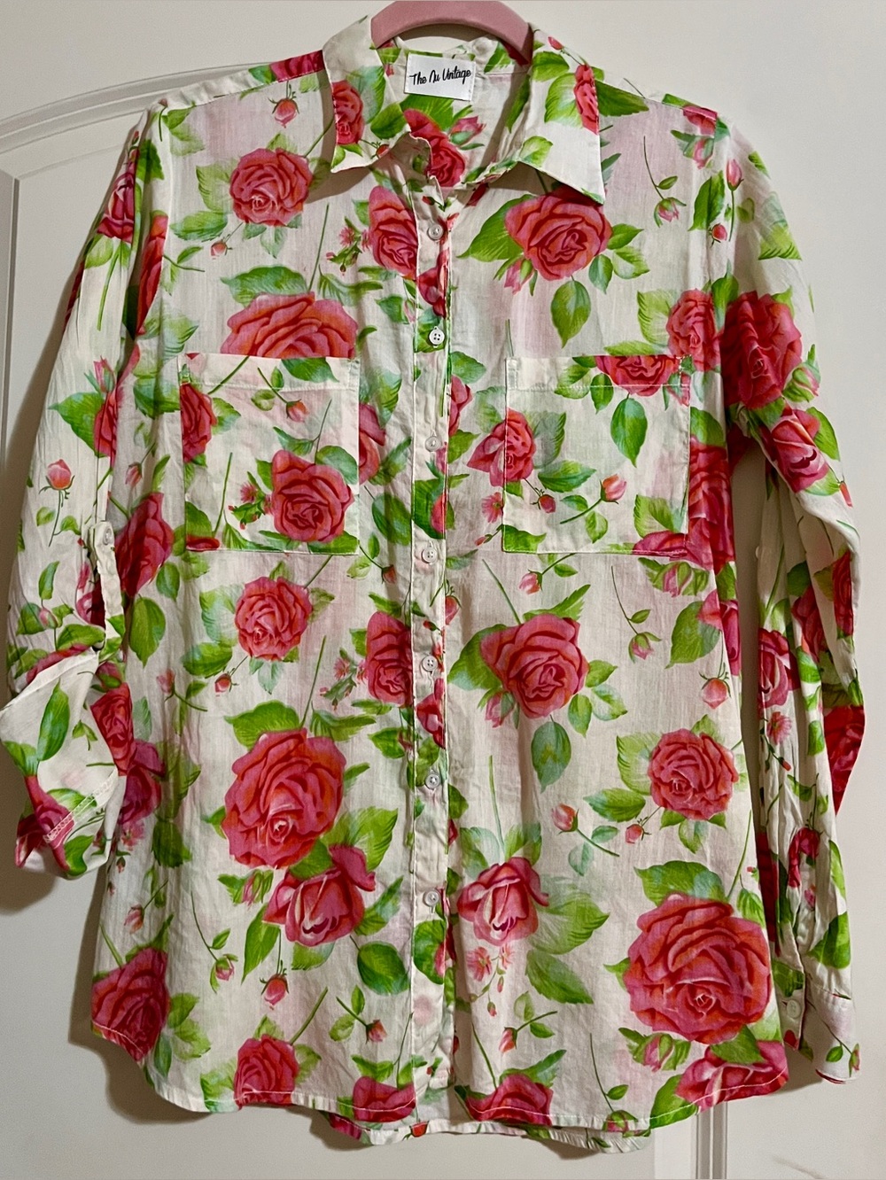 The Nu Vintage Rose Shirt. NWT Med. Feminine Bohemian Lightweight Cotton Roses